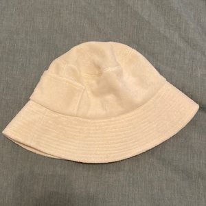 White lack of color terry cloth bucket hat
